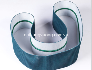 Băng tải PVC gắn gân dẫn hướng