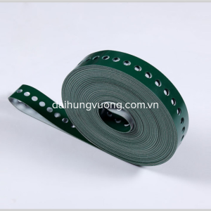 Băng tải đục lỗ màu xanh